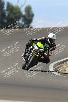 media/Sep-21-2025-TrackDaz (Sun) [[277c75b276]]/B Group/1220pm (Turn 2)/